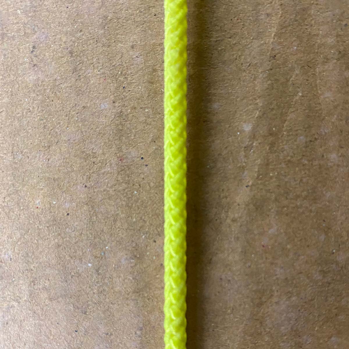 #4.5 Neon Yellow Diamond Braid Polyester - 1000' Spool – Phoenix Rope ...