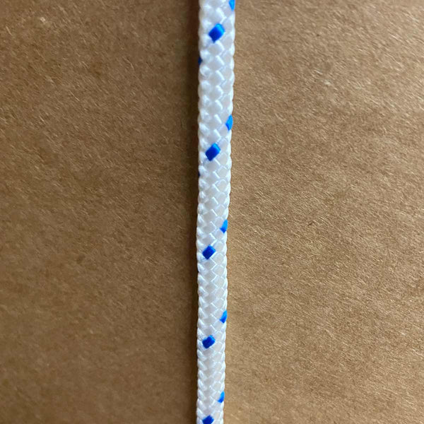 #5 White w/Blue Tracer Diamond Braid Polyester - 1000' Spool